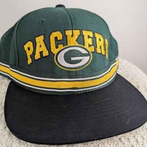 Starter Green Bay Packers Cap Hat Green Black Brim Pro Line NFL